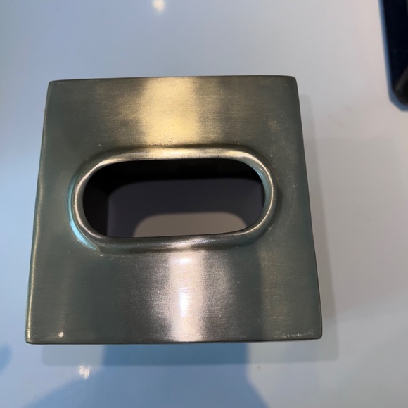 Tissue Box Holder - Picture 5 of 8